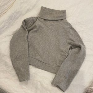 ALO Grey Crop Sweatshirt